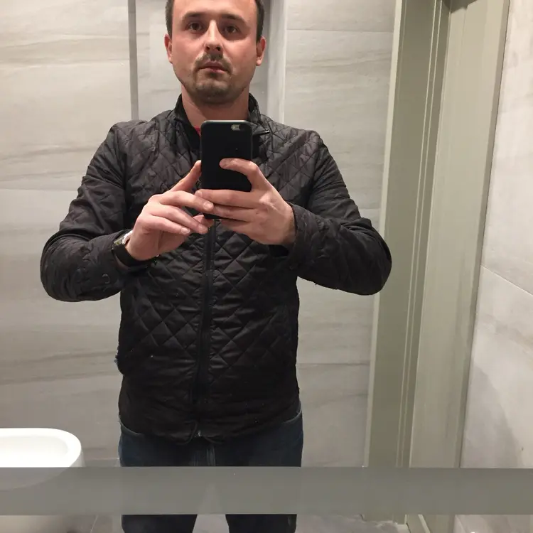 Я Сергей, 35, из Киева, ищу знакомство для секса на одну ночь