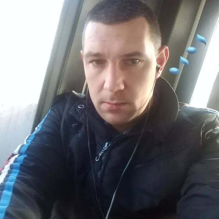 Я Дмитрий, 35, из Гусь-Хрустального, ищу знакомство для постоянных отношений