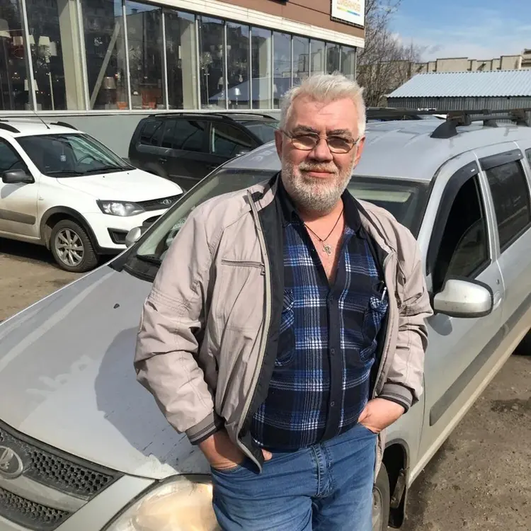 Я Гарик, 63, из Ярославля, ищу знакомство для секса на одну ночь