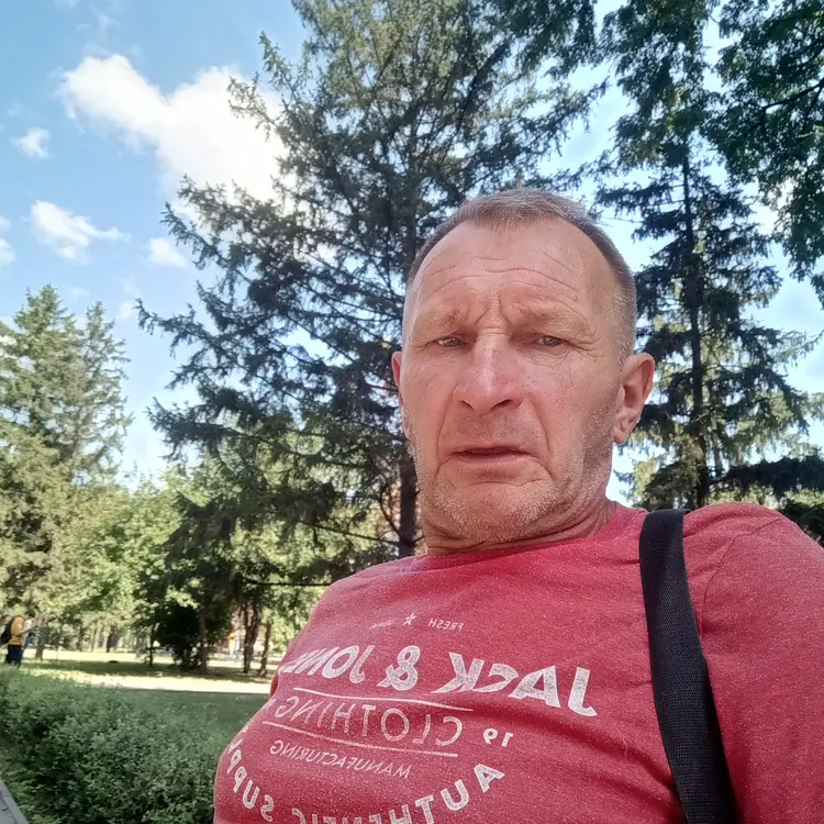 Геннадий из Львова, мне 61, познакомлюсь для секса на одну ночь