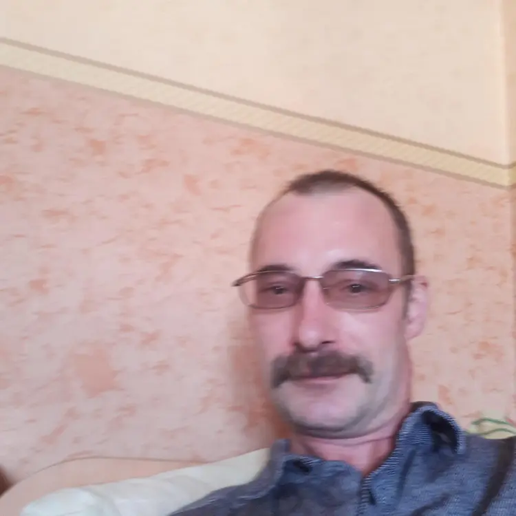 Я Александр, 48, из Олекминска, ищу знакомство для регулярного секса