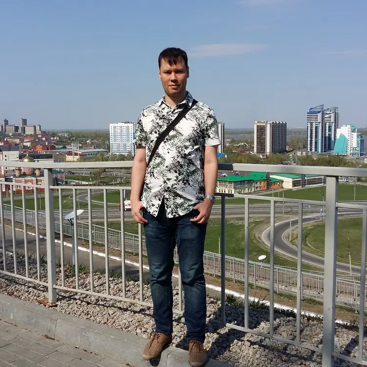 Сергей из Барнаула, ищу на сайте приятное времяпровождение