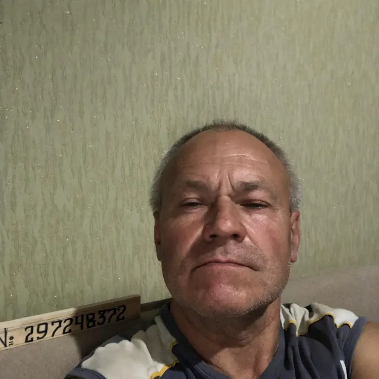 Я Игорь, 61, знакомлюсь для приятного времяпровождения в Барановичах