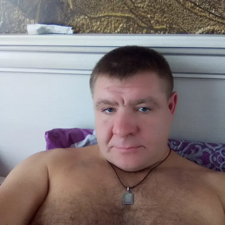 Я Вячеслав, 41, знакомлюсь для регулярного секса в Череповце