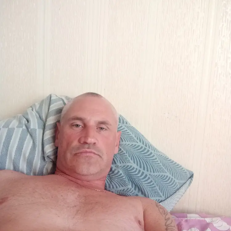 Дмитрий из Могилёва, мне 41, познакомлюсь для секса на одну ночь