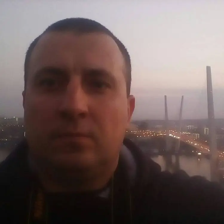 Я Сергей, 45, знакомлюсь для регулярного секса в Сибирцеве
