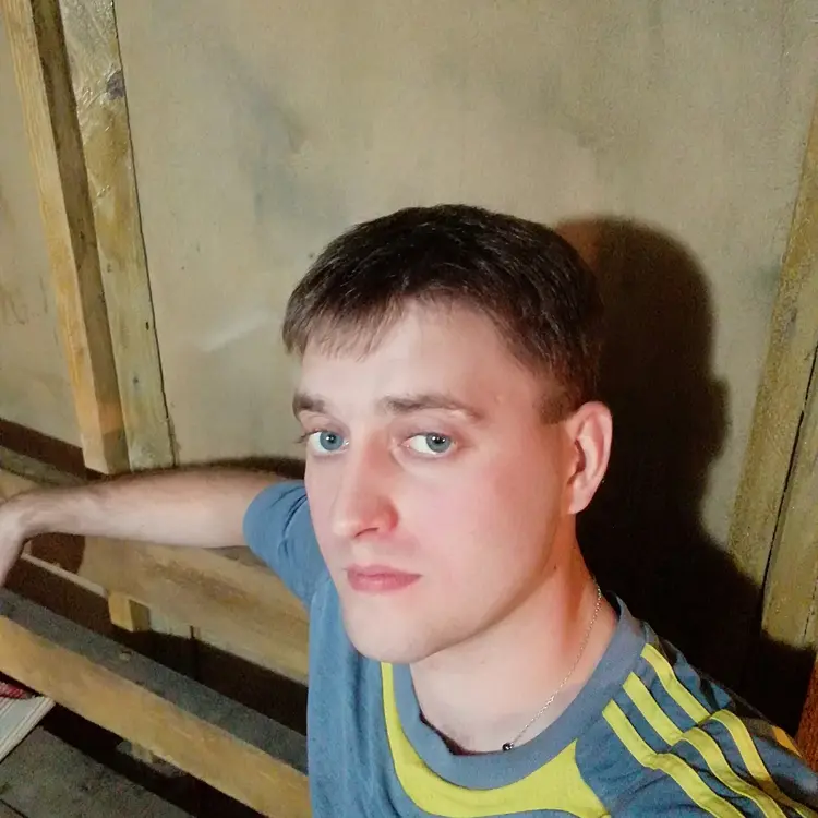 Я Илья, 29, знакомлюсь для регулярного секса в Чите