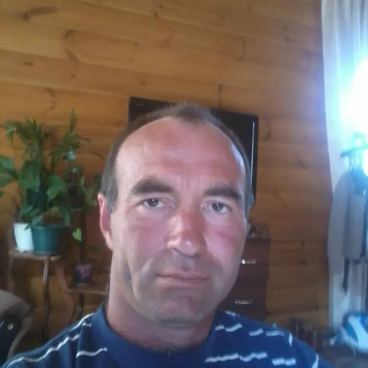 Андрей из Волоколамска, мне 49, познакомлюсь для секса на одну ночь