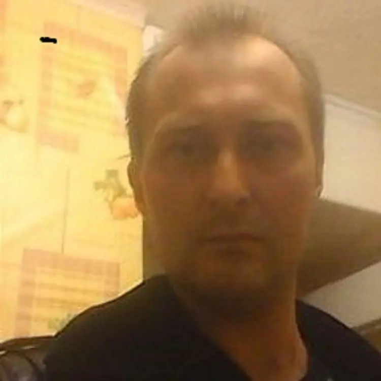 Я Дмитрий, 44, знакомлюсь для общения в Новокуйбышевске