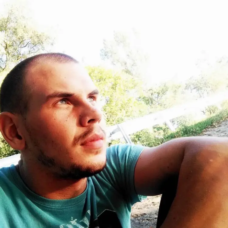 Я Виталий Алена, 27, из Харькова, ищу знакомство для совместных путешествий
