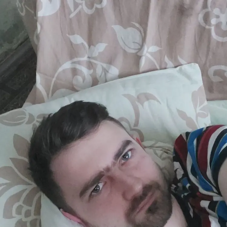 Павел из Березников, мне 23, познакомлюсь для секса на одну ночь