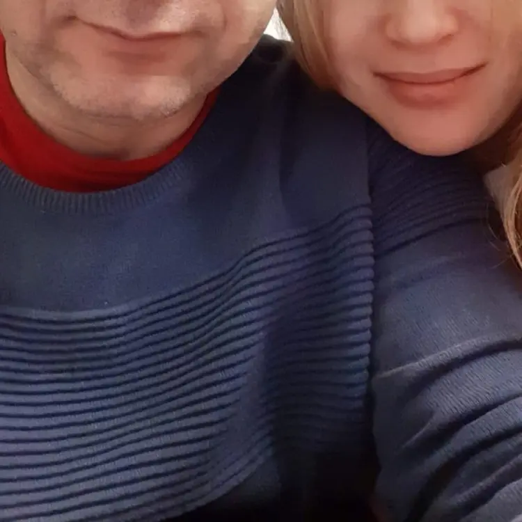 Мы Пара, 42, знакомлюсь для общения в Калининграде