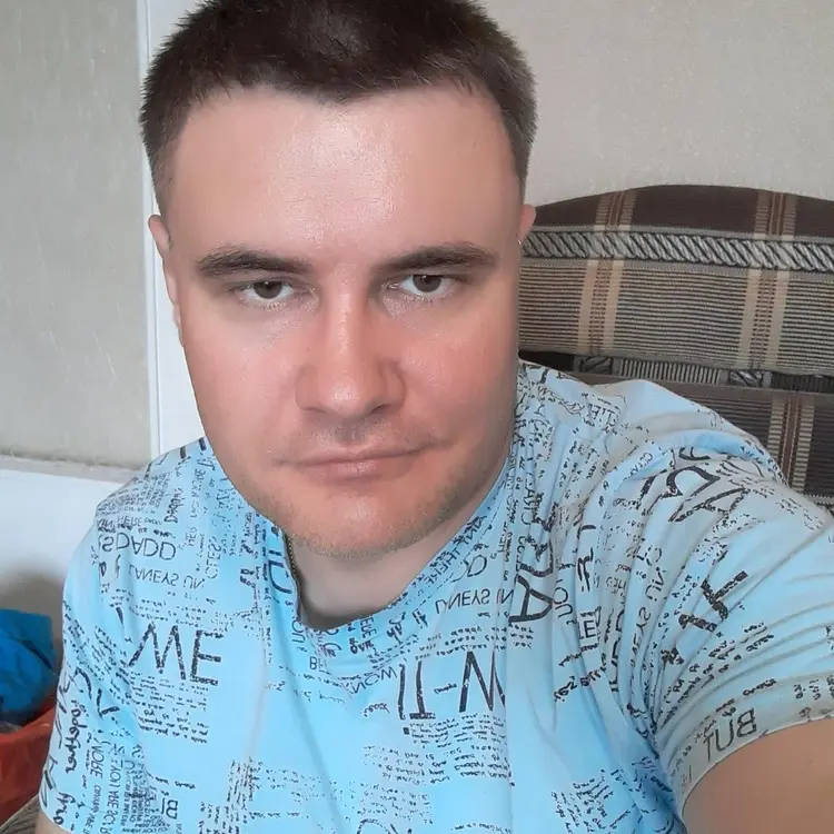 Я Андрей, 39, из Красноярска, ищу знакомство для приятного времяпровождения