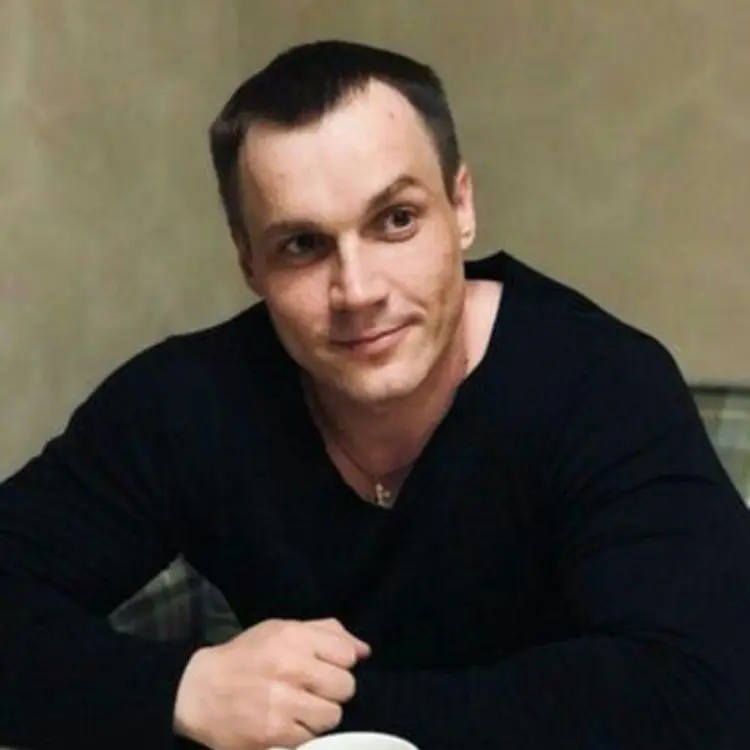 Я Андрей, 33, из Кирсанова, ищу знакомство для регулярного секса