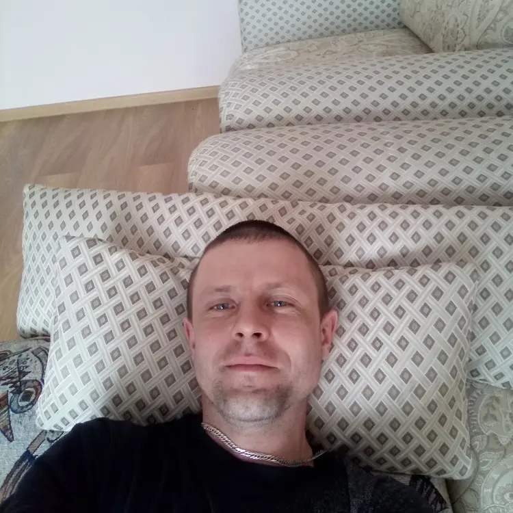 Виталий из Лесосибирска, мне 40, познакомлюсь для приятного времяпровождения