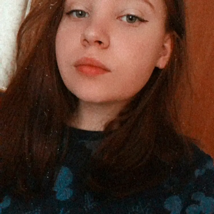 Я Дарья, 22, знакомлюсь для секса на одну ночь в Архангельске