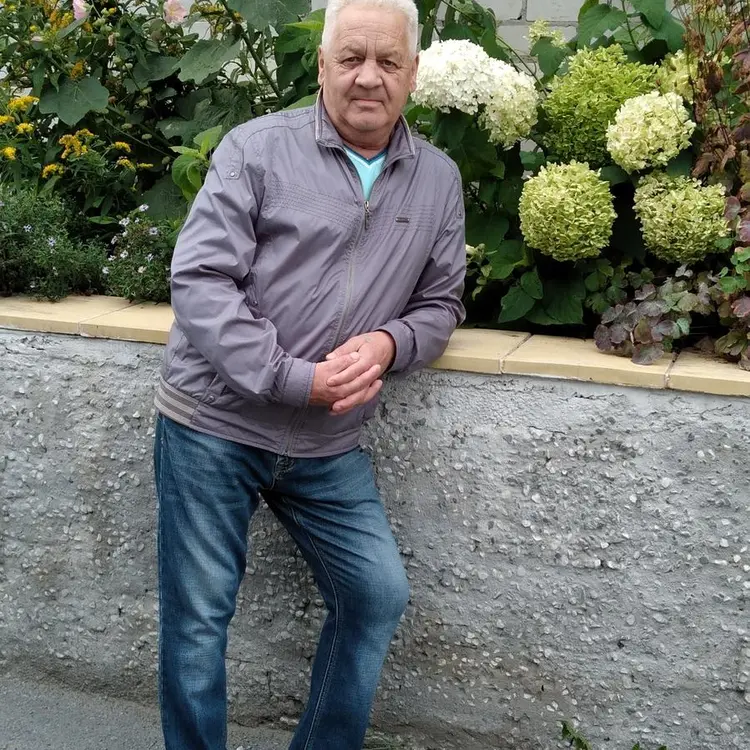 Я Андрей, 61, из Тюмени, ищу знакомство для постоянных отношений