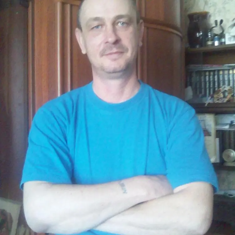 Я Алексей, 47, из Рыбного, ищу знакомство для постоянных отношений