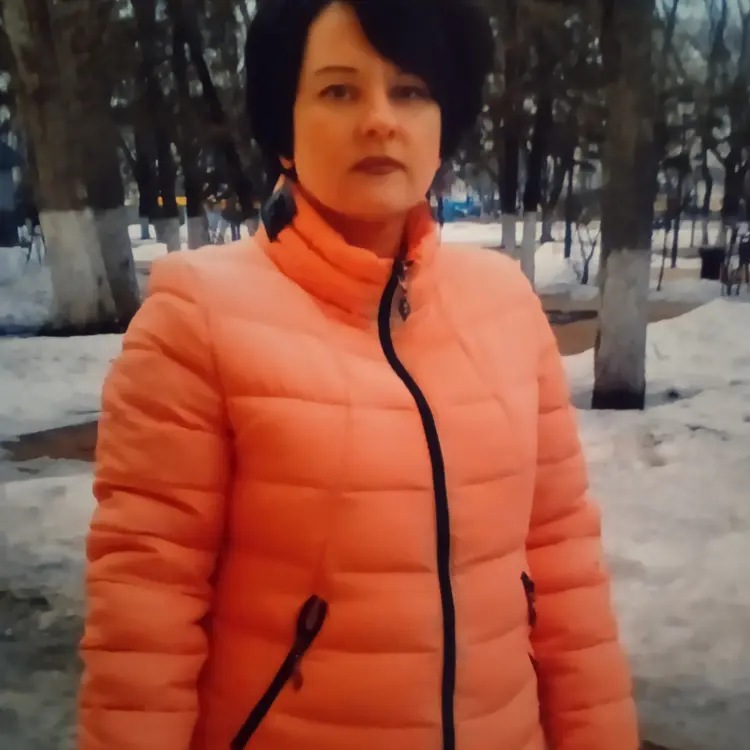 Я Людмила, 43, из Брянска, ищу знакомство для постоянных отношений
