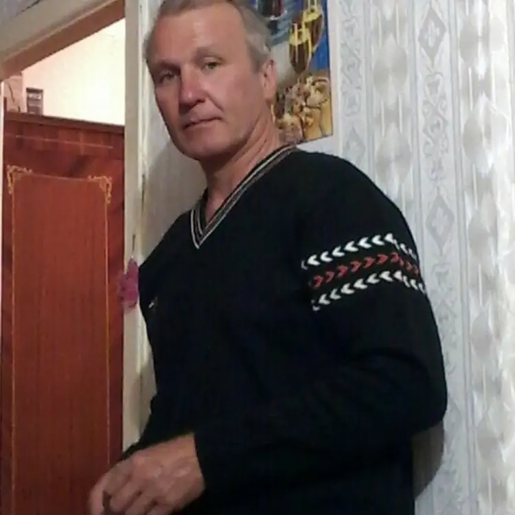 Я Толя, 56, знакомлюсь для дружбы в Караганде