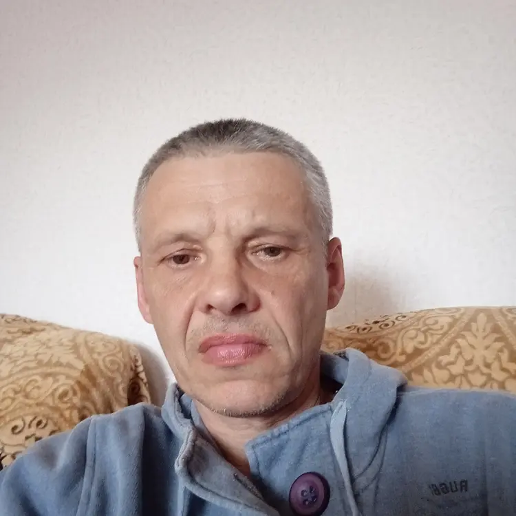 Я Артём, 52, из Витебска, ищу знакомство