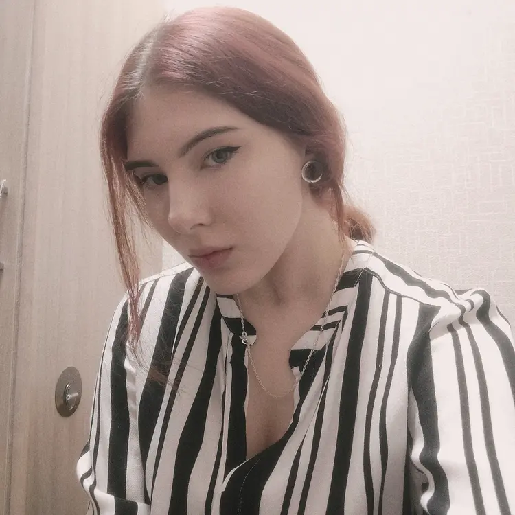 Я Юлия, 21, из Томска, ищу знакомство для постоянных отношений