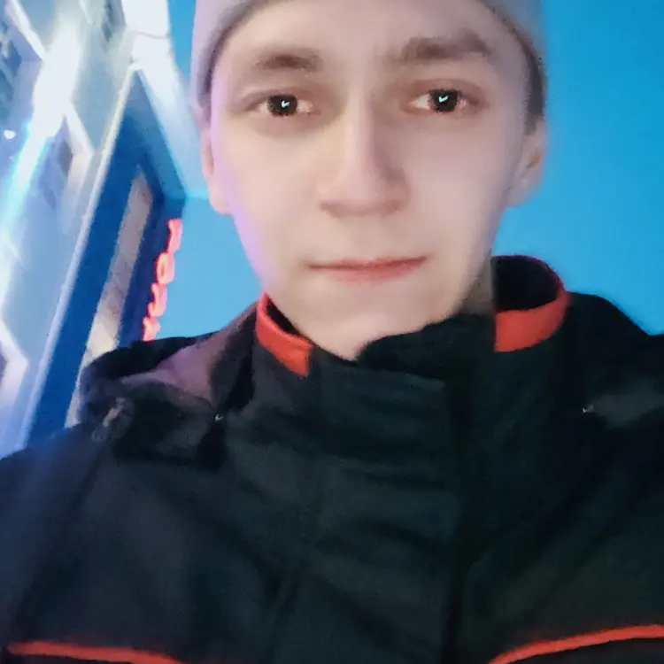 Я Кирилл, 25, из Тазовского, ищу знакомство для секса на одну ночь