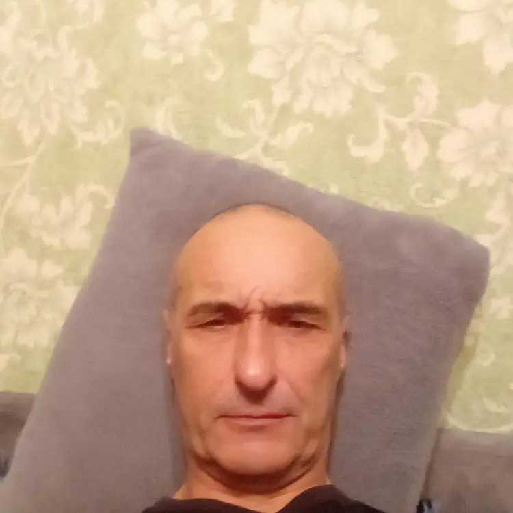 Я Олег, 52, знакомлюсь для секса на одну ночь в Севастополе