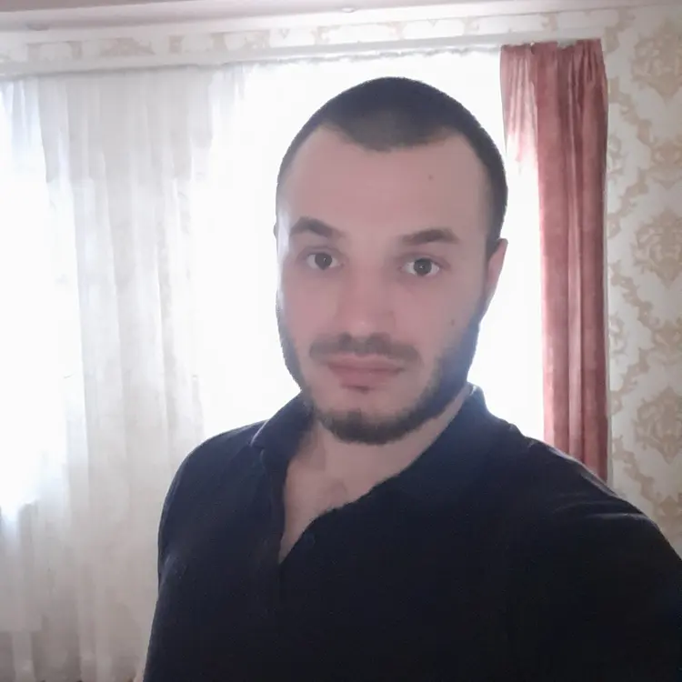 Ярослав из Энергодара, ищу на сайте секс на одну ночь