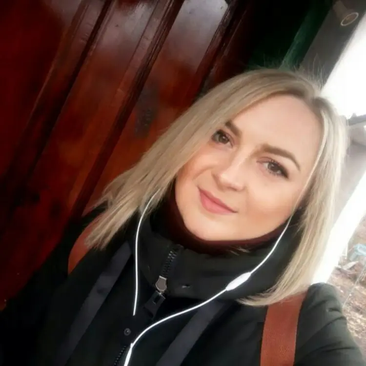 Я Евгения, 35, из Миргорода, ищу знакомство для регулярного секса