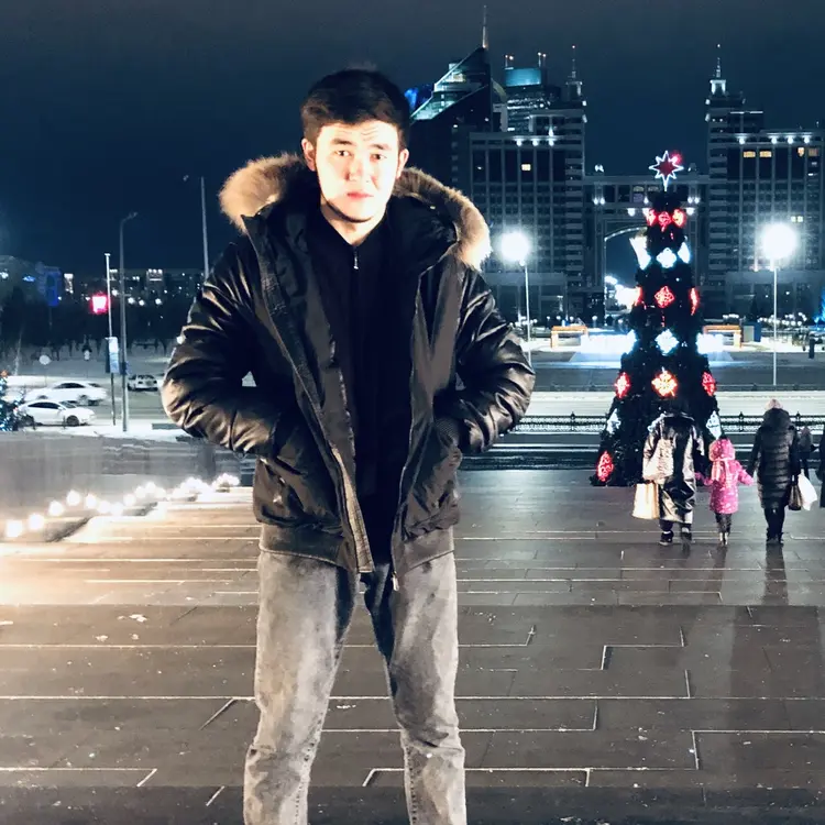 Я Мадияр, 23, знакомлюсь для регулярного секса в Нур-Султан (Астана)