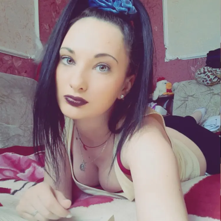 Я Катя, 23, из Южно-Сахалинска, ищу знакомство для виртуального секса
