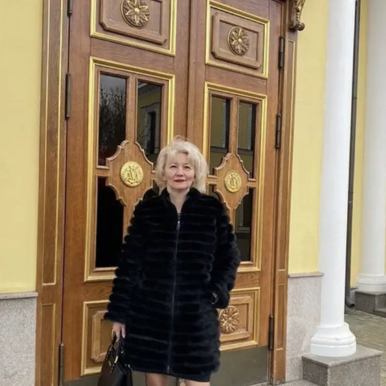 Я Света, 58, из Киева, ищу знакомство для виртуального секса