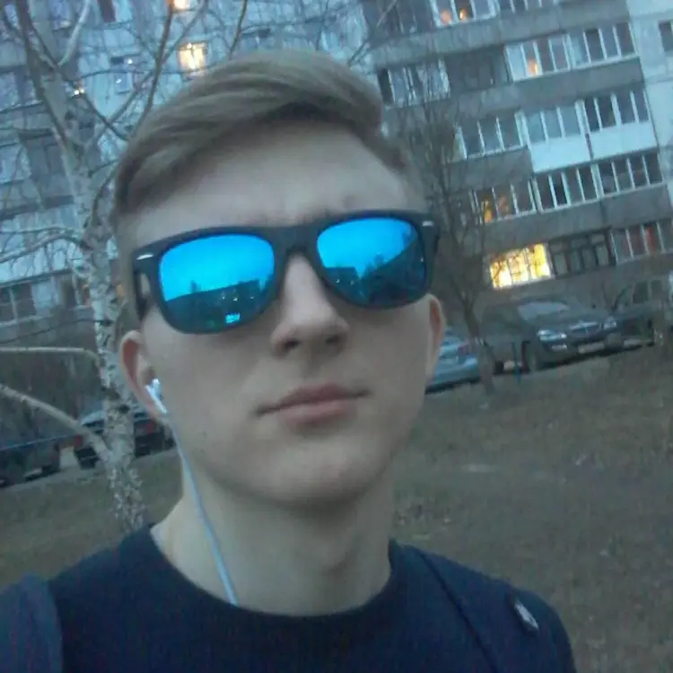 Я Андрей, 22, из Нижнего Новгорода, ищу знакомство для регулярного секса
