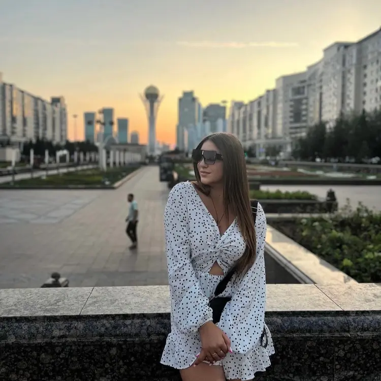 Я Girl, 21, знакомлюсь для общения в Нур-Султан (Астана)