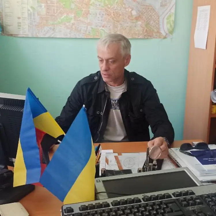 Я Виталий, 47, знакомлюсь для регулярного секса в Киеве