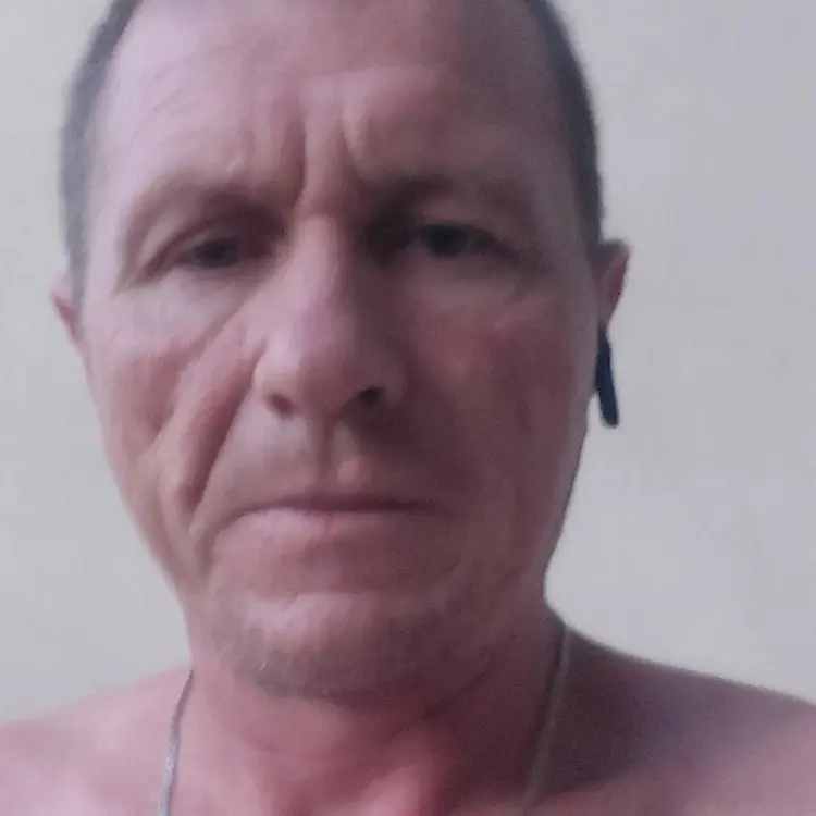 Я Владимир, 50, из Мариуполя, ищу знакомство для секса на одну ночь
