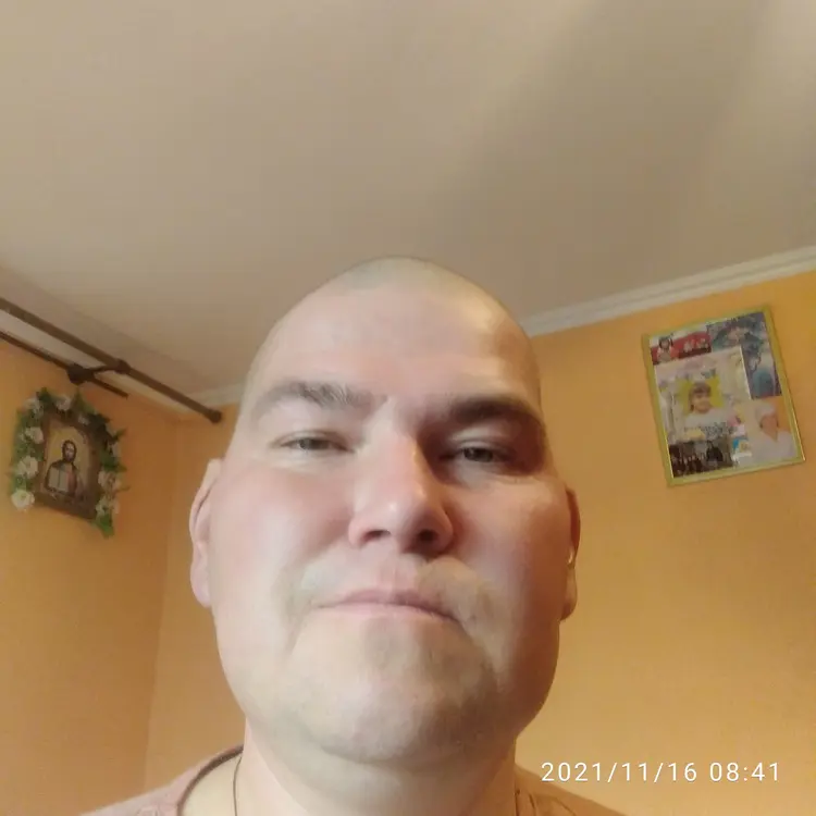 Я Viktor, 43, знакомлюсь для секса на одну ночь в Красилове