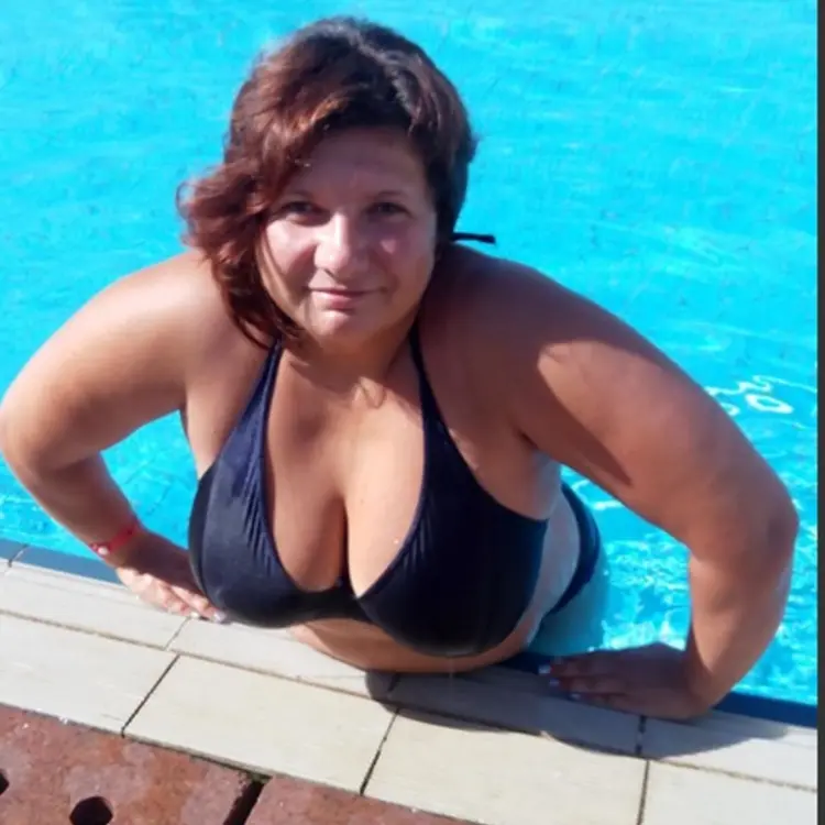 Юлия из Луганска, мне 44, познакомлюсь для регулярного секса