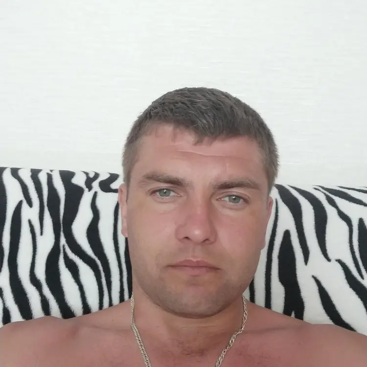 Kiril из Борисова, ищу на сайте регулярный секс