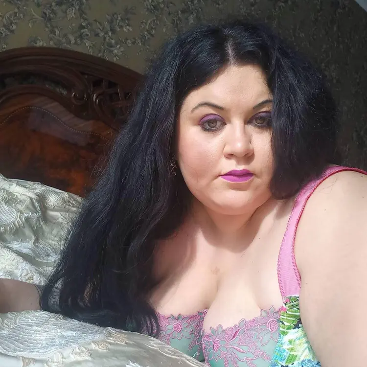 Я Ирина, 33, из Москвы, ищу знакомство для секса на одну ночь