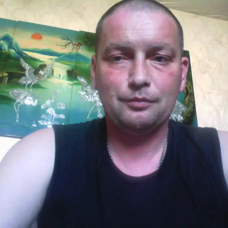 Я Николай, 46, знакомлюсь для регулярного секса в Нефтегорске