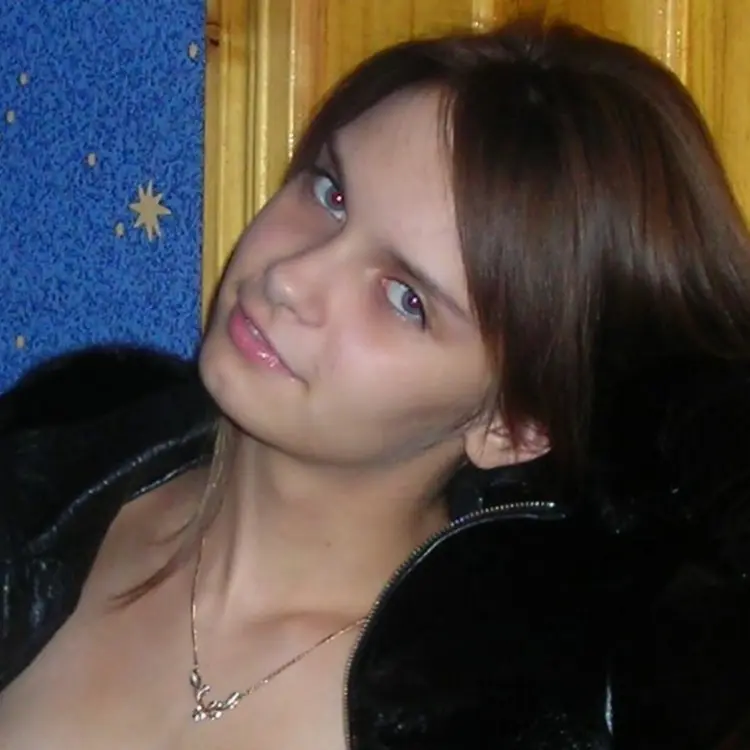 Я Алина, 21, из Смоленска, ищу знакомство для дружбы