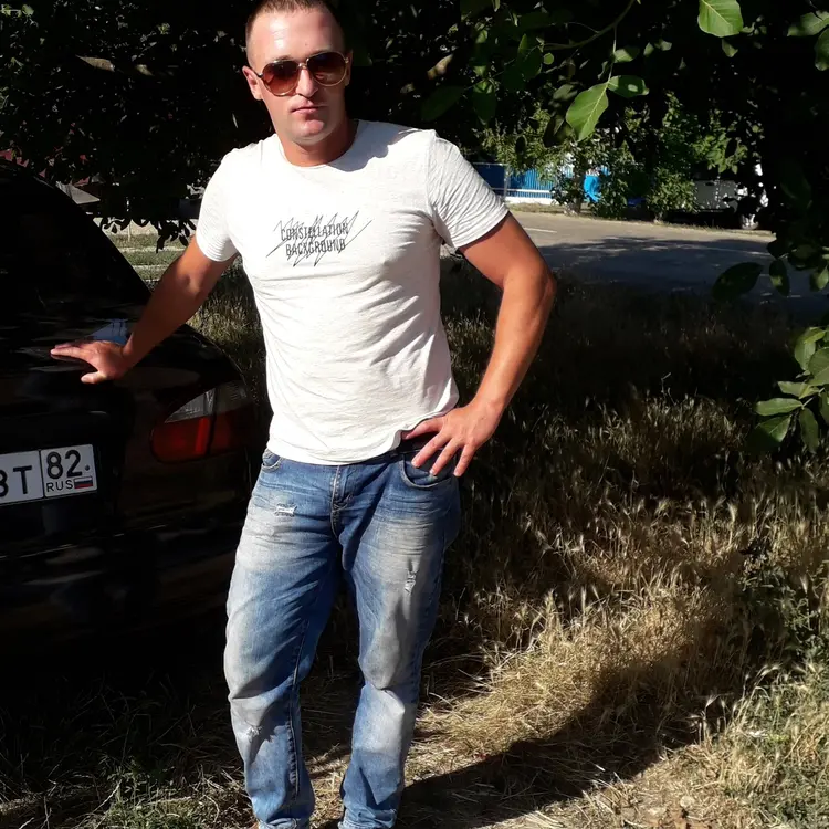 Я Evgeniy, 38, из Бахчисарая, ищу знакомство для секса на одну ночь