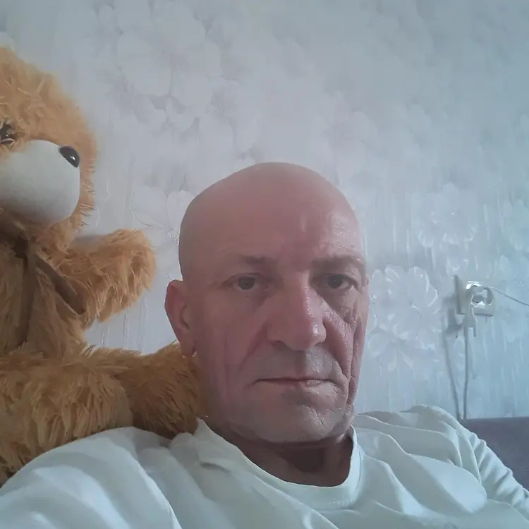 Я Виктор, 47, из Красноярска, ищу знакомство для постоянных отношений
