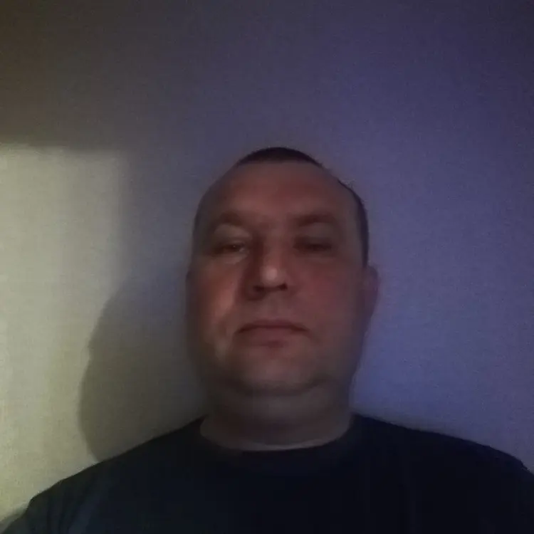 Я Макс, 45, знакомлюсь для регулярного секса в Ярославле