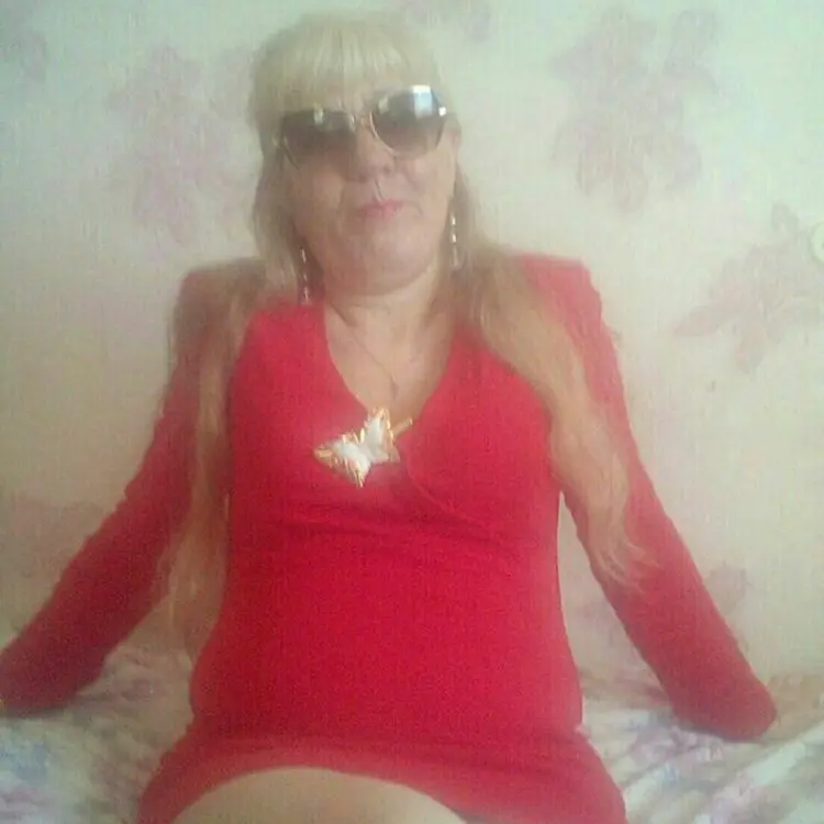 Ольга из Днепра, мне 45, познакомлюсь для регулярного секса