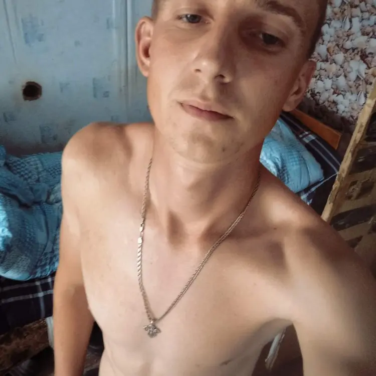 Я Макс, 26, знакомлюсь для регулярного секса в Новопскове