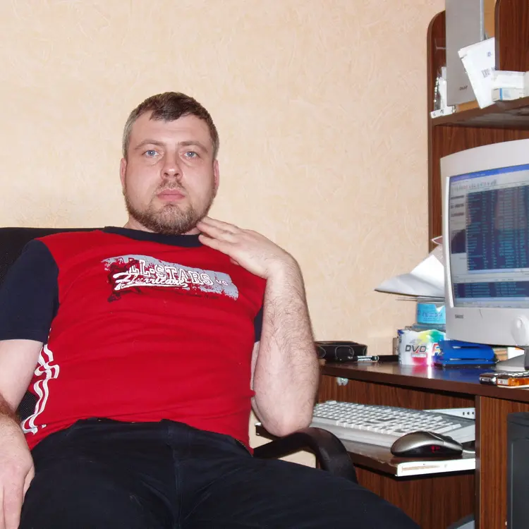 Алексей из Десногорска, ищу на сайте секс на одну ночь