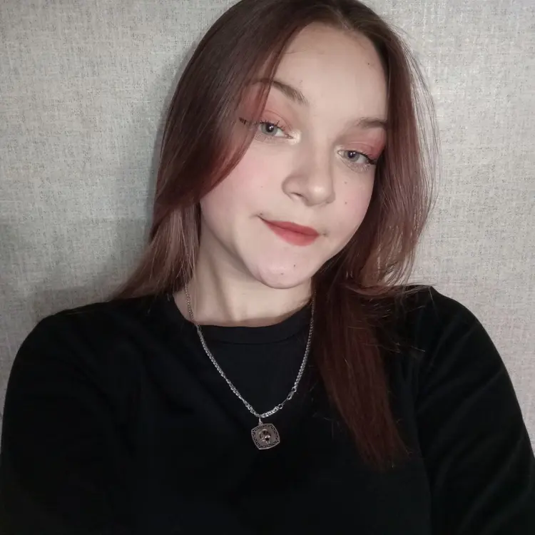 Я Лиля, 19, знакомлюсь для дружбы в Москве